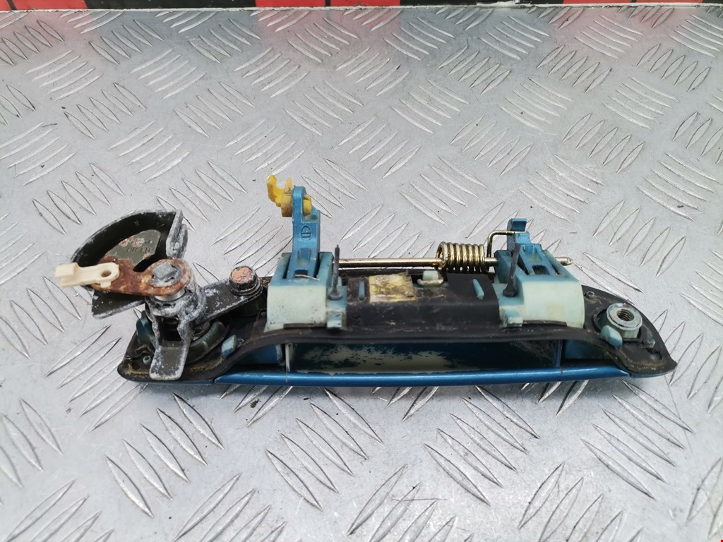 Ручка двери передней наружная левая HYUNDAI Getz 2002-2011