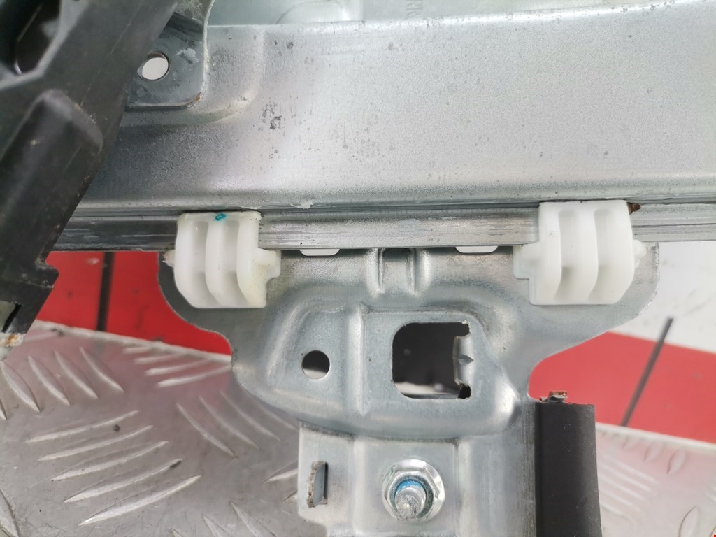 Стеклоподъемник задний правый CHEVROLET Cruze 2009-2015