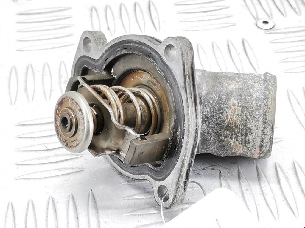 Корпус термостата OPEL Corsa C 2000-2006