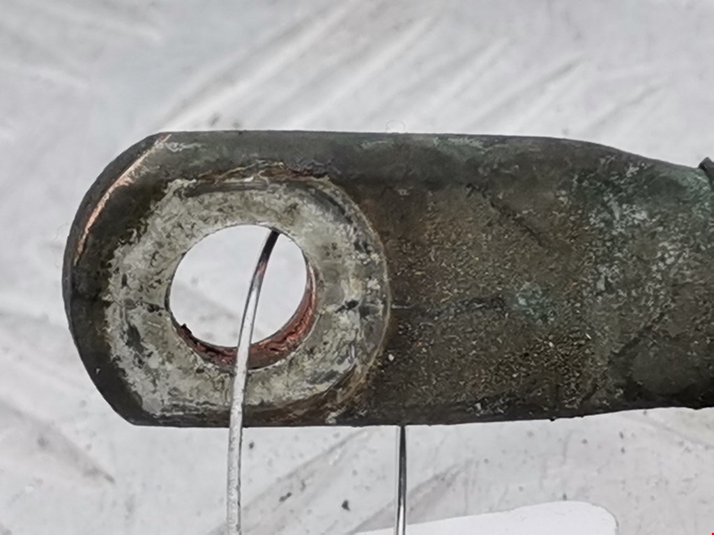 Клемма аккумулятора (минус) - IVECO Daily IV 2006-2011