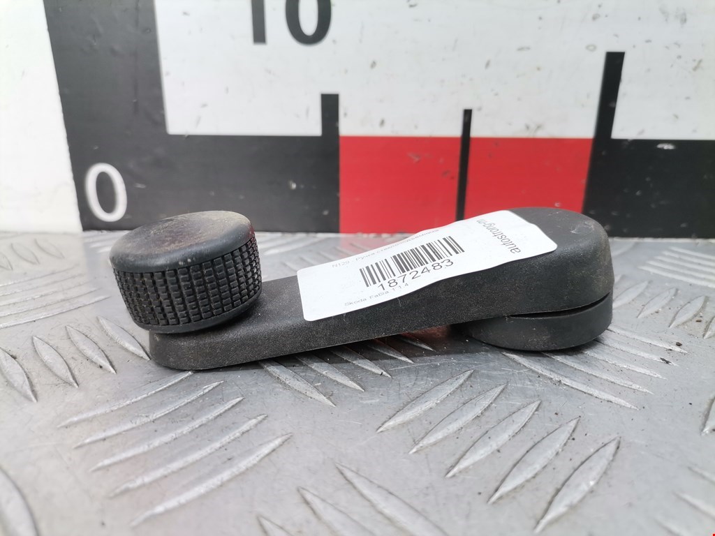 Ручка стеклоподъемника SKODA Fabia MK1 1999-2006