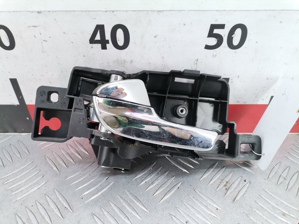 Ручка дверная задняя внутренняя левая FORD S-MAX 2006-2015