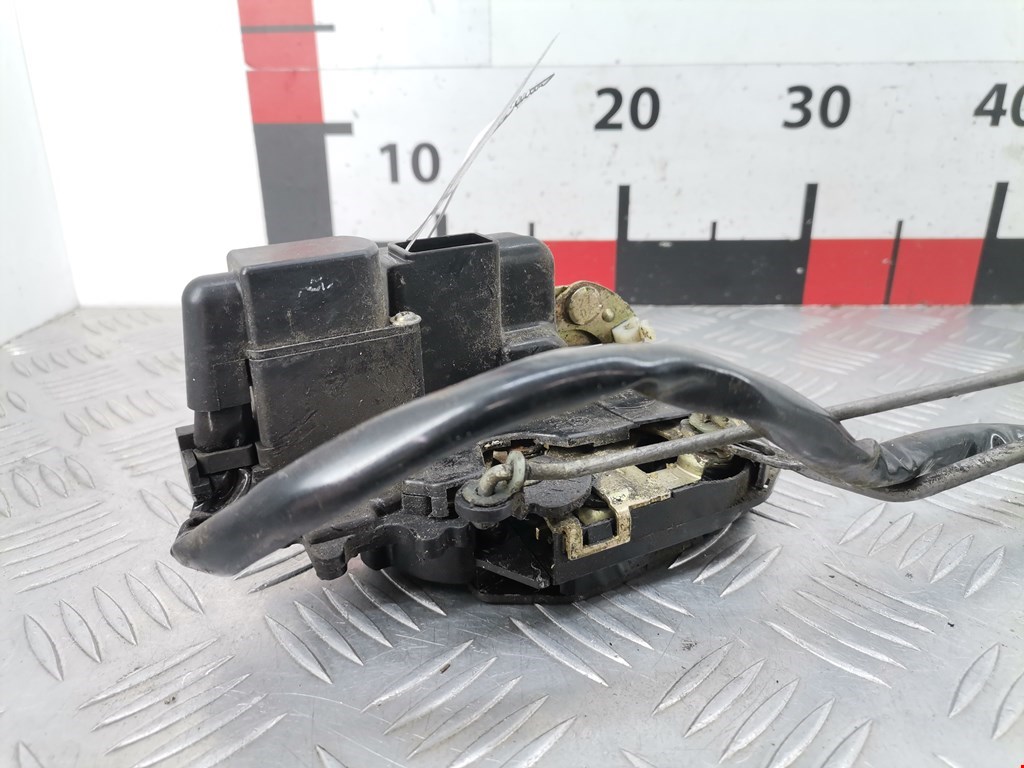 Замок двери передней левой MAZDA Xedos 6 1992-1999