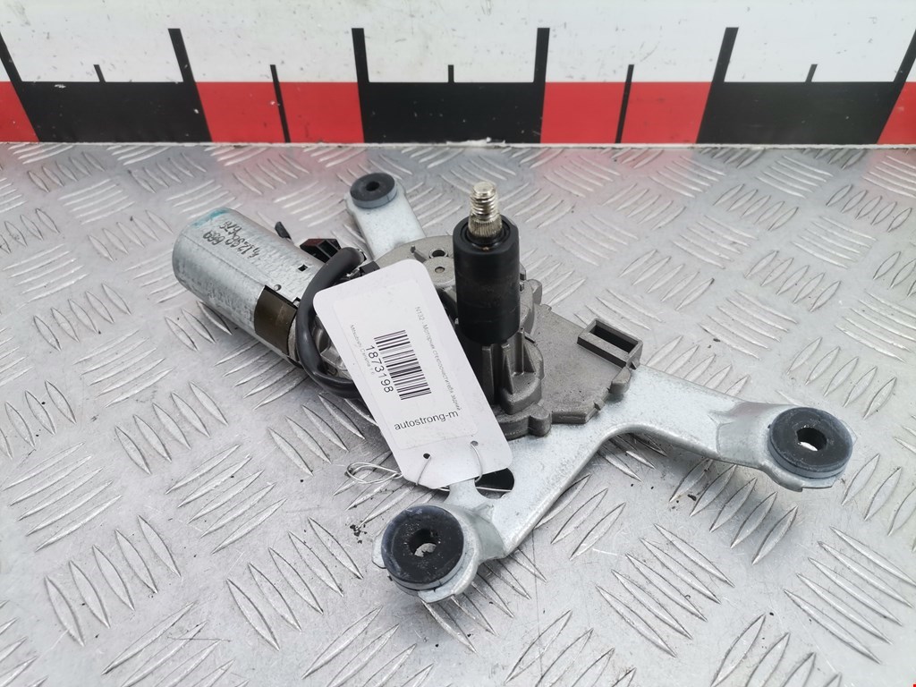 Моторчик стеклоочистителя задний MITSUBISHI Carisma 1995-1999