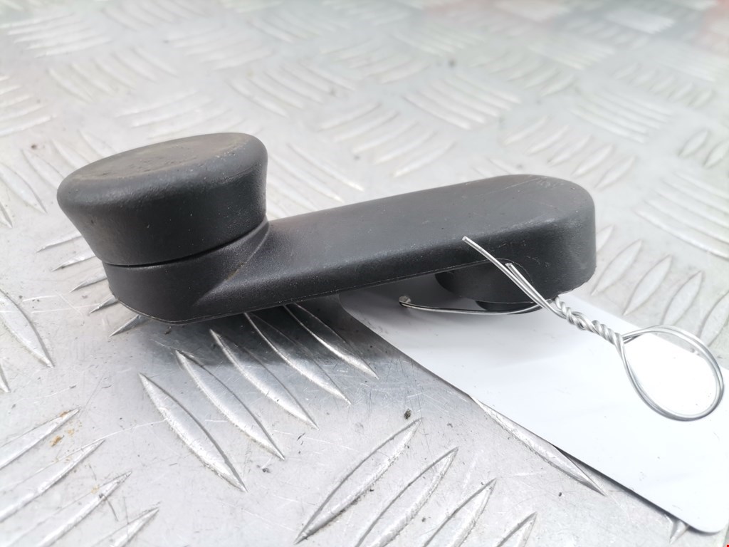 Ручка стеклоподъемника OPEL Astra J 2009-2017