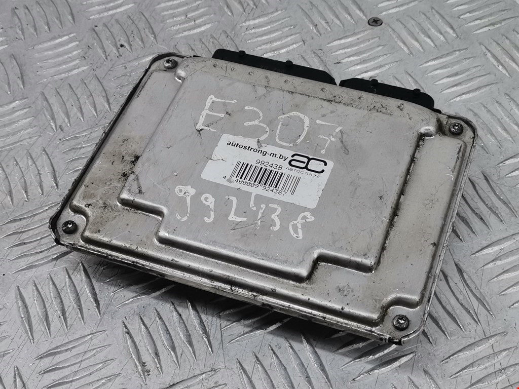 Блок управления двигателя (ЭБУ) VOLKSWAGEN Polo IV 2001-2009