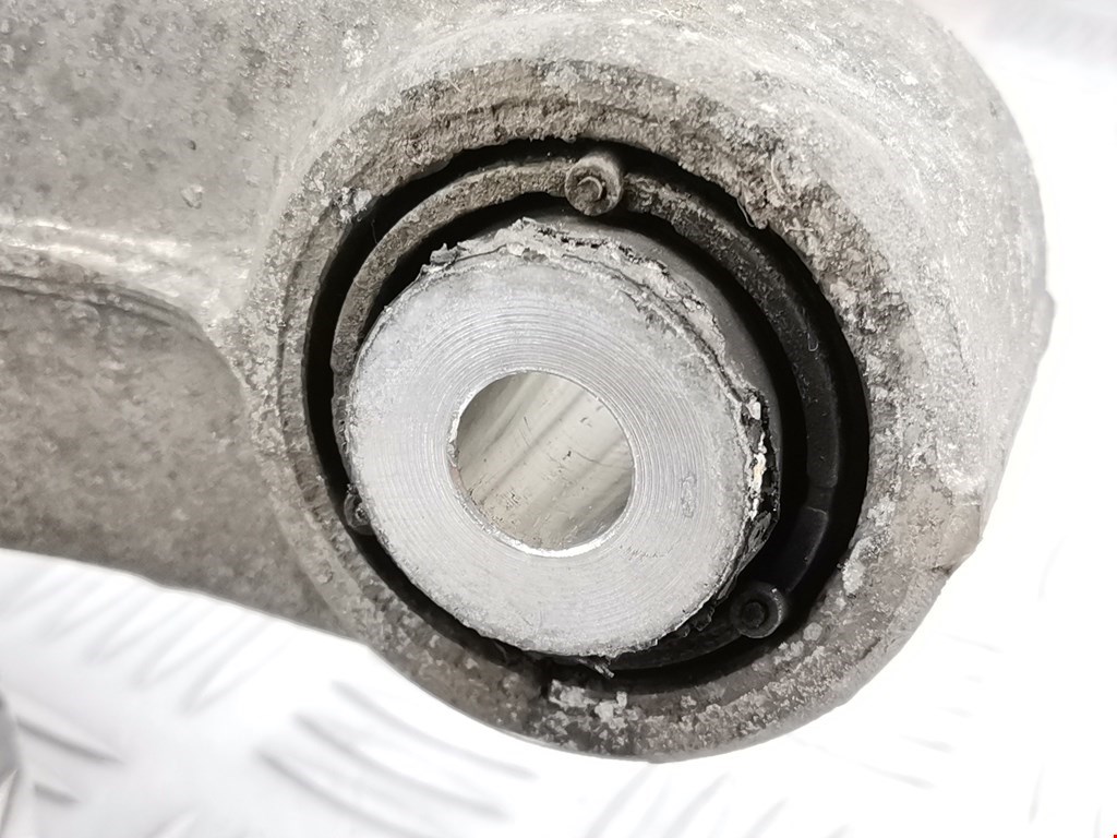 Рычаг задний правый BMW 5er 5 серия E60/E61 2003-2010