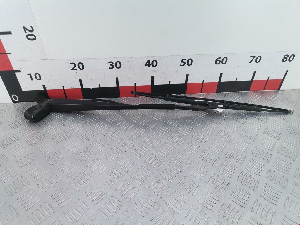 Поводок дворника задний (заднего) MERCEDES-BENZ Vito W638 1996-2003