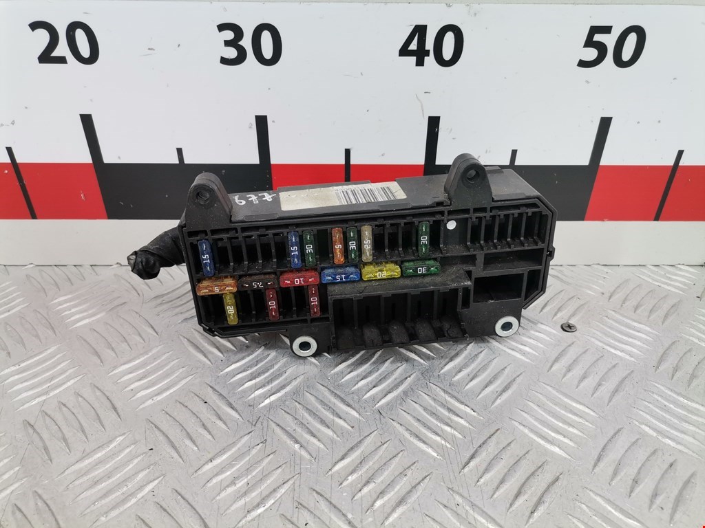 Датчик уровня в бачок омывателя BMW 7er 7 серия E65/E66 2001-2008