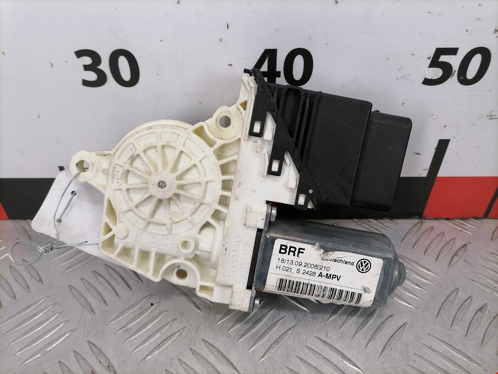 Моторчик стеклоподъемника Volkswagen Touran 1 (2003-2015)