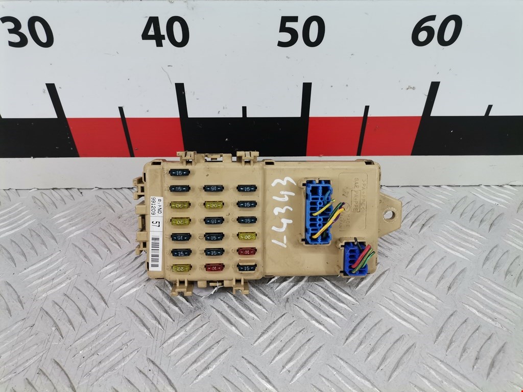 Датчик уровня в бачок омывателя SUBARU Impreza 1992-2000