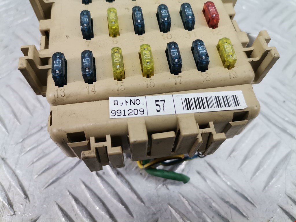 Датчик уровня в бачок омывателя SUBARU Impreza 1992-2000