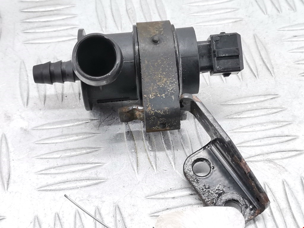 Клапан вентиляции топливного бака OPEL Astra H/Family 2004-2015