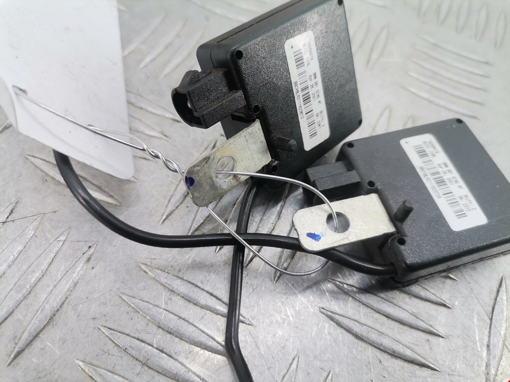 Усилитель антенны BMW X5 E53 1999-2006