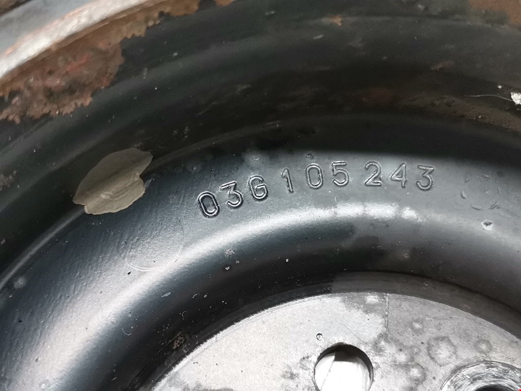 Шестерня коленвала (шкив) VOLKSWAGEN Passat B6 2005-2011