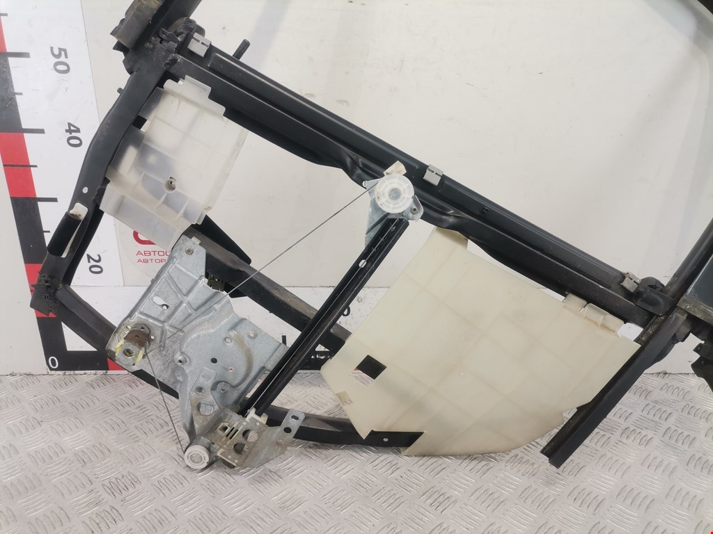 Стеклоподъемник задний левый AUDI A4 B5 1995-2001