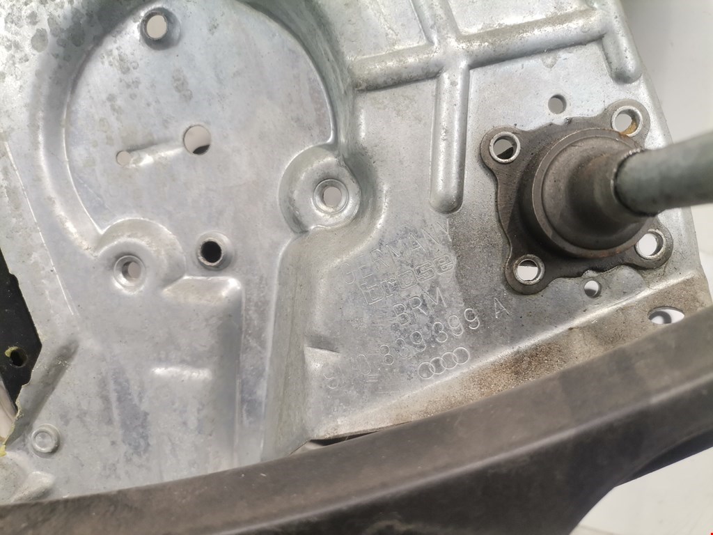 Стеклоподъемник задний левый AUDI A4 B5 1995-2001