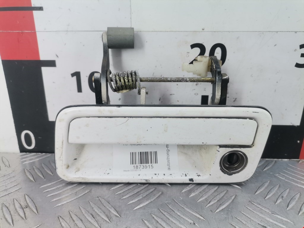 Ручка двери передней наружная левая MAZDA 323 BG 1989-1995