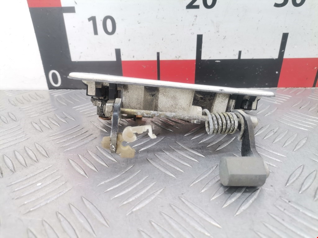 Ручка двери передней наружная левая MAZDA 323 BG 1989-1995