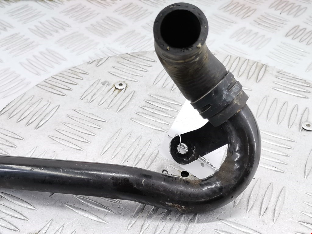 Патрубок VOLKSWAGEN Passat B6 2005-2011