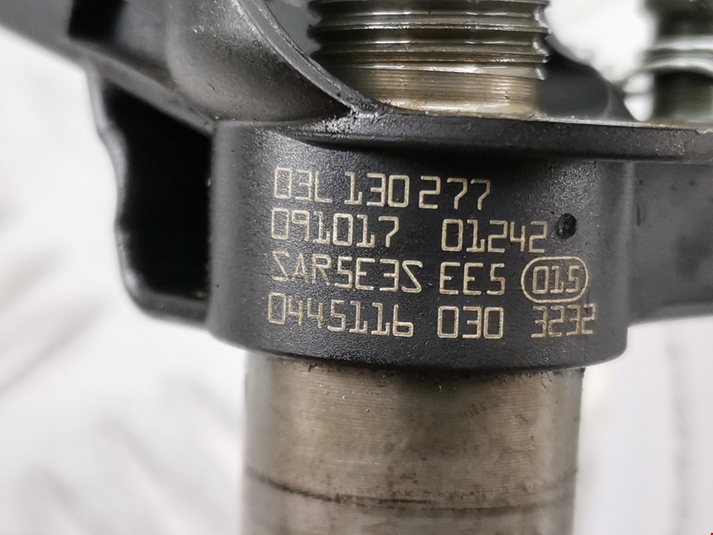 Форсунка дизельная электрическая VOLKSWAGEN Passat B6 2005-2011