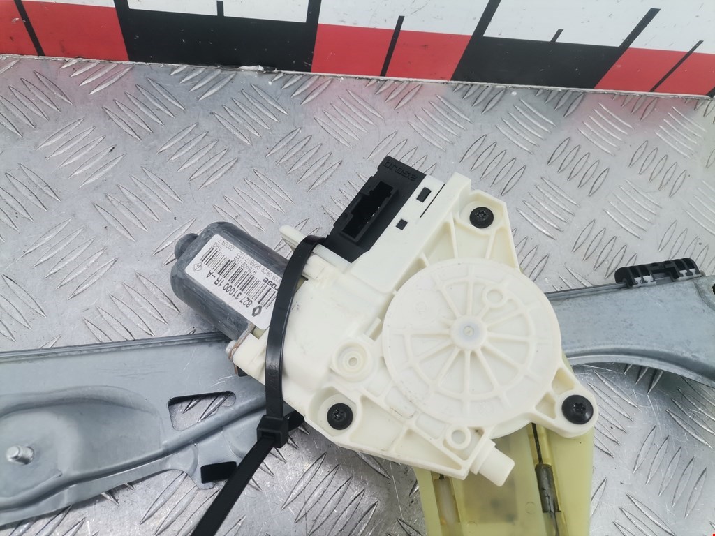 Стеклоподъемник задний левый RENAULT Laguna 2007-2015