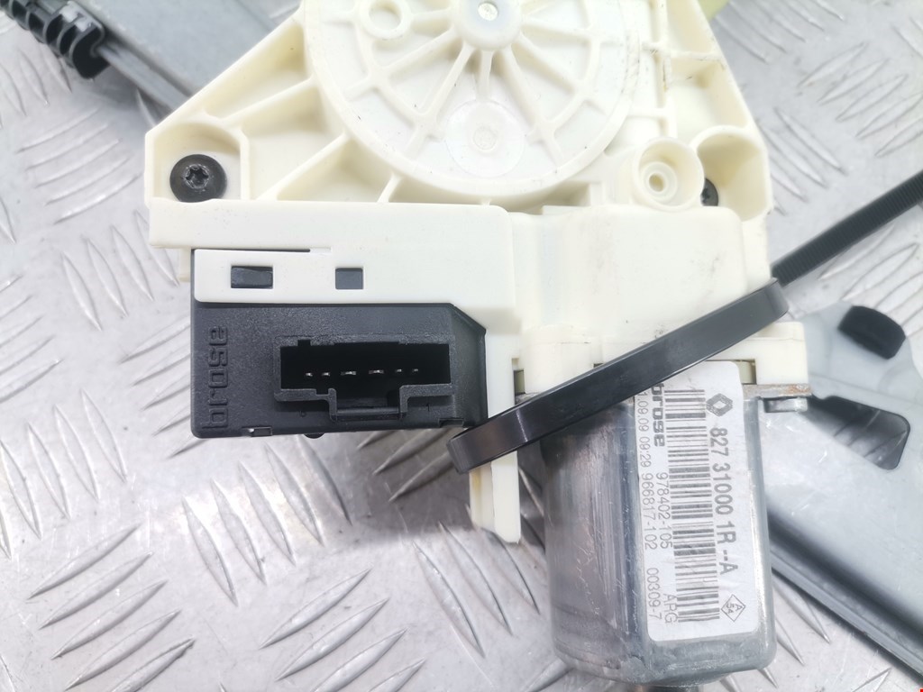 Стеклоподъемник задний левый RENAULT Laguna 2007-2015