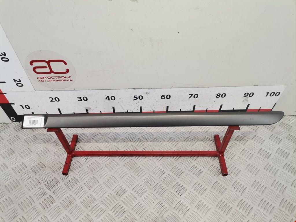 Накладка декоративная (молдинг) двери задней левой Renault Laguna 3 (2007-2010)