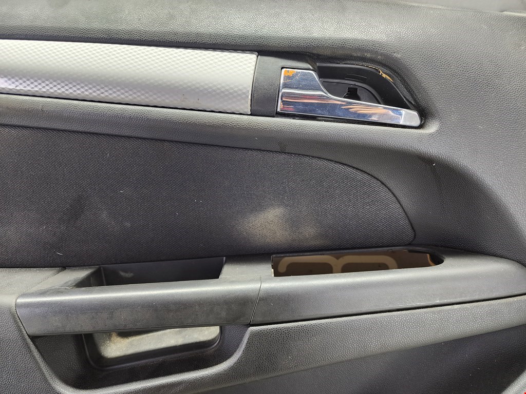 Обшивка двери передняя левая OPEL Astra H/Family 2004-2015
