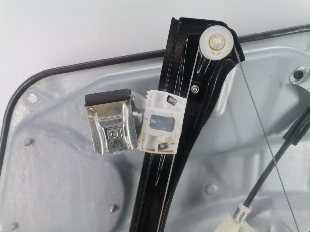 Стеклоподъемник передний левый MERCEDES-BENZ M-Class W164 ML 2005-2011