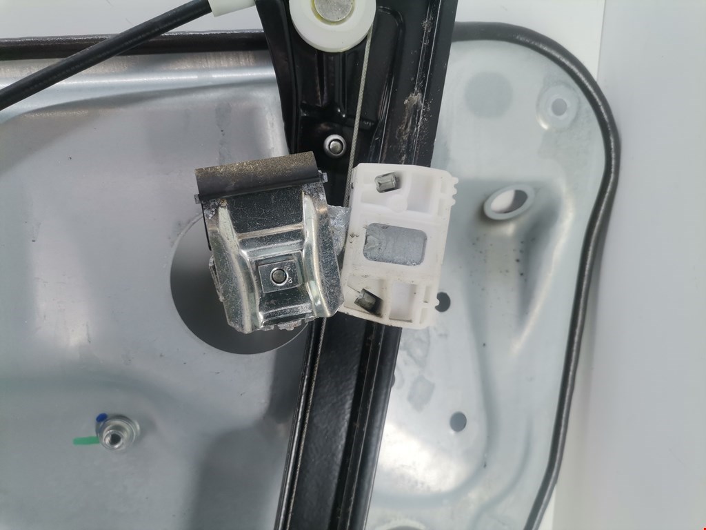 Стеклоподъемник передний левый MERCEDES-BENZ M-Class W164 ML 2005-2011