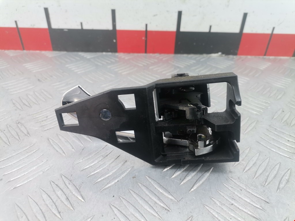 Ручка дверная передняя внутренняя левая TOYOTA RAV 4 XA30 2006-2012