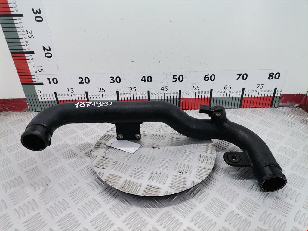 Патрубок интеркулера VOLKSWAGEN Passat B5 1997-2005