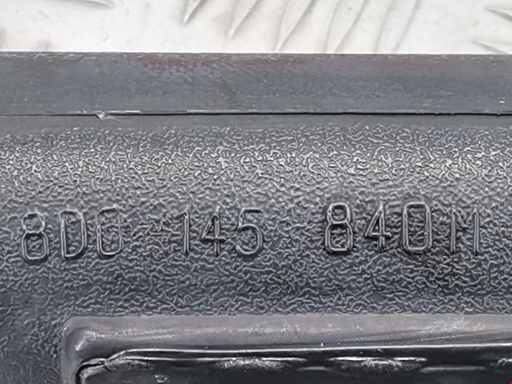 Патрубок интеркулера VOLKSWAGEN Passat B5 1997-2005