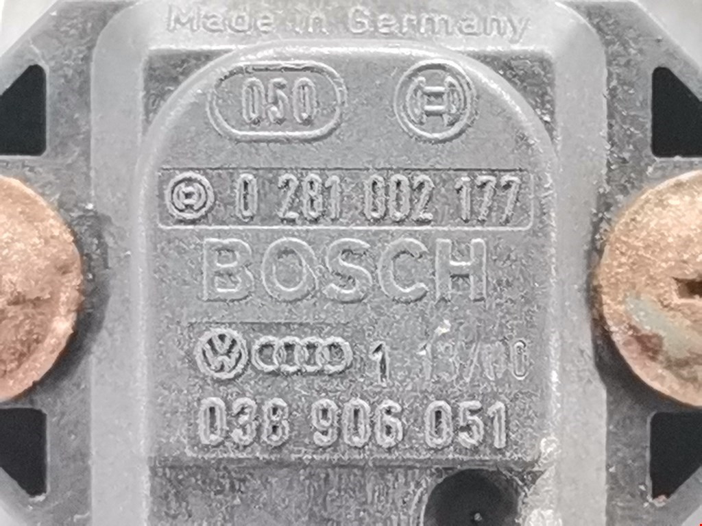 Патрубок интеркулера VOLKSWAGEN Passat B5 1997-2005