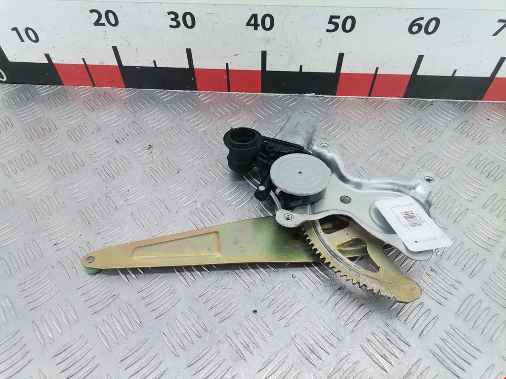 Стеклоподъемник задний левый TOYOTA RAV 4 XA20 2000-2005