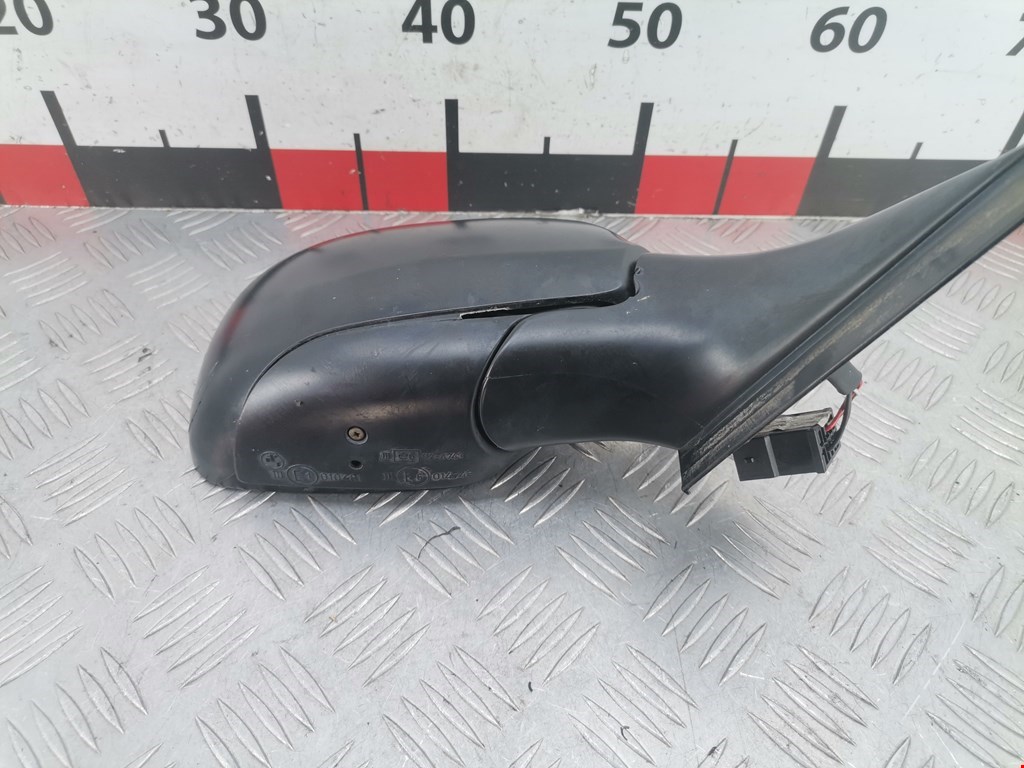 Зеркало правое AUDI A4 B5 1995-2001