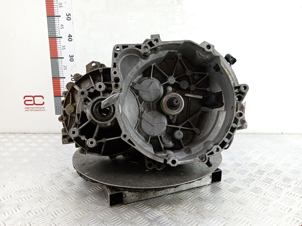 МКПП (Механическая коробка переключения передач) VOLVO V40 I 1995-2004