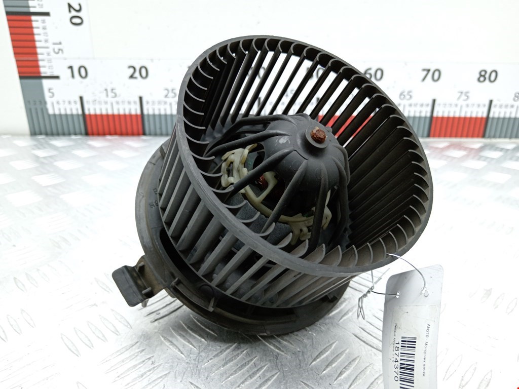 Моторчик (мотор) отопителя салона RENAULT Megane II 2002-2009