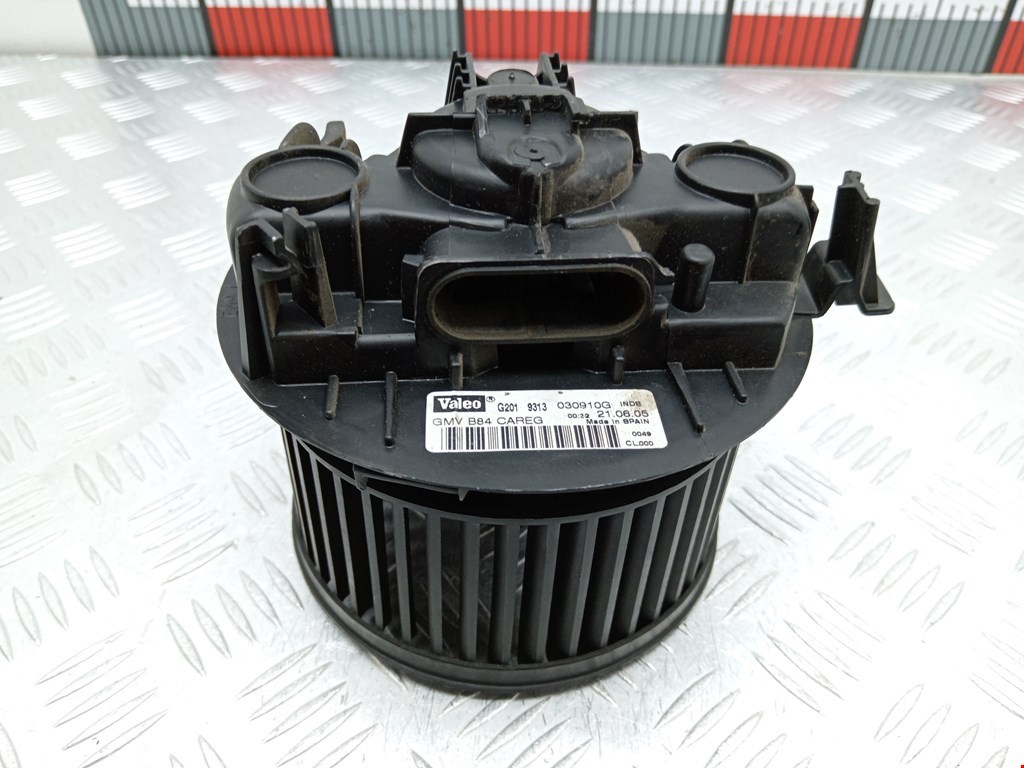 Моторчик (мотор) отопителя салона RENAULT Megane II 2002-2009