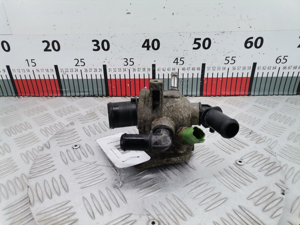 Корпус термостата FIAT Grande Punto 2005-2009