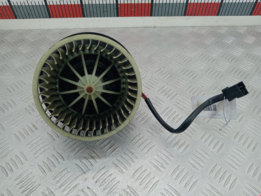 Моторчик (мотор) отопителя салона AUDI A4 B5 1995-2001