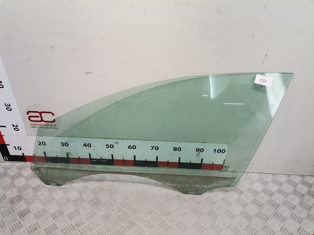 Стекло двери переднее левое VOLVO V50 I 2004-2012