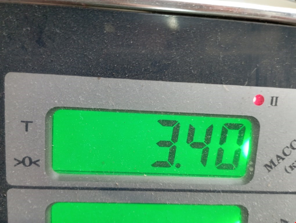 Обшивка двери задняя левая LEXUS RX 300\330\350\400H 2003-2009