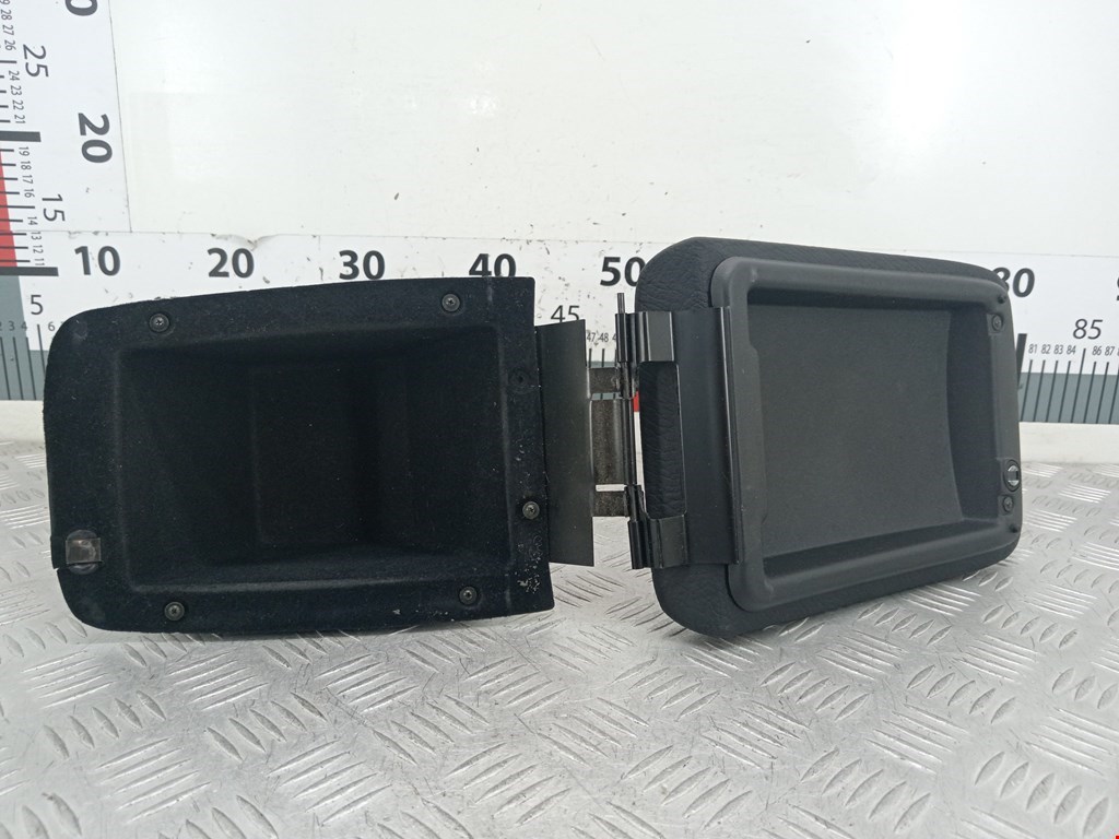 Подлокотник в салон OPEL Omega B 1994-2004