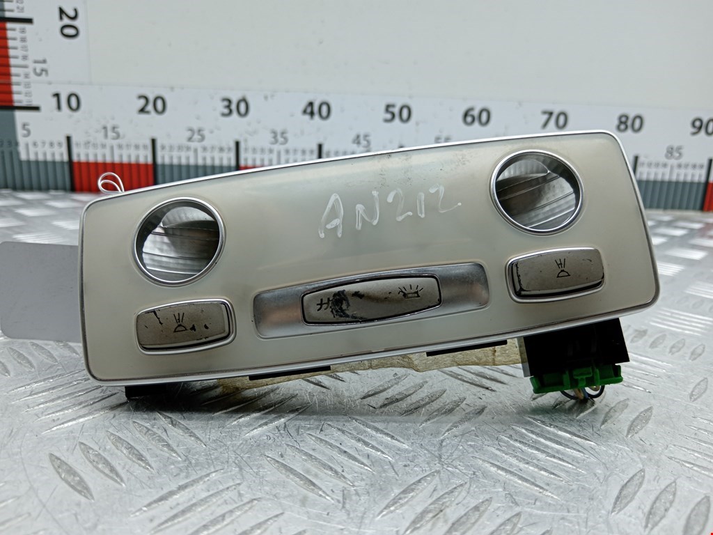 Плафон салонный (салона фонарь) RENAULT Espace 2003-2014