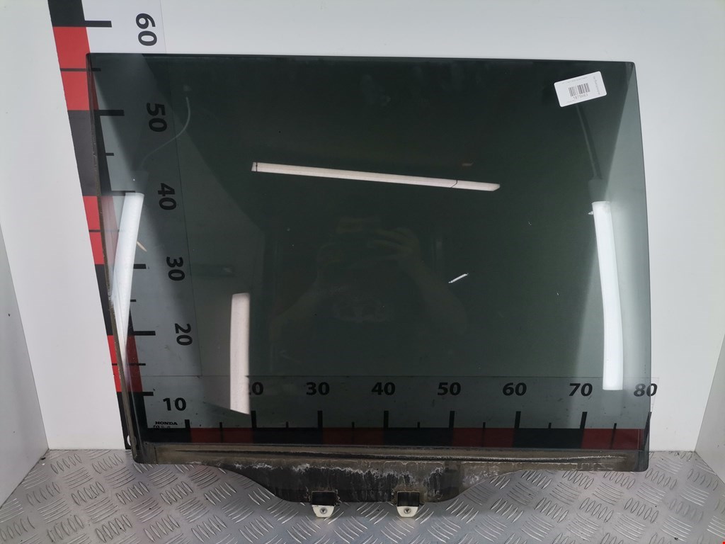 Стекло двери заднее правое HONDA Pilot 2002-2008