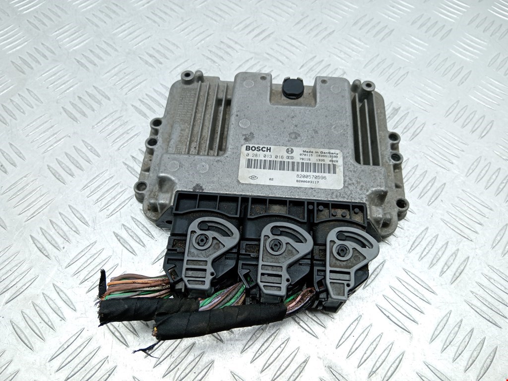 Блок управления двигателя (ЭБУ) RENAULT Espace 2003-2014