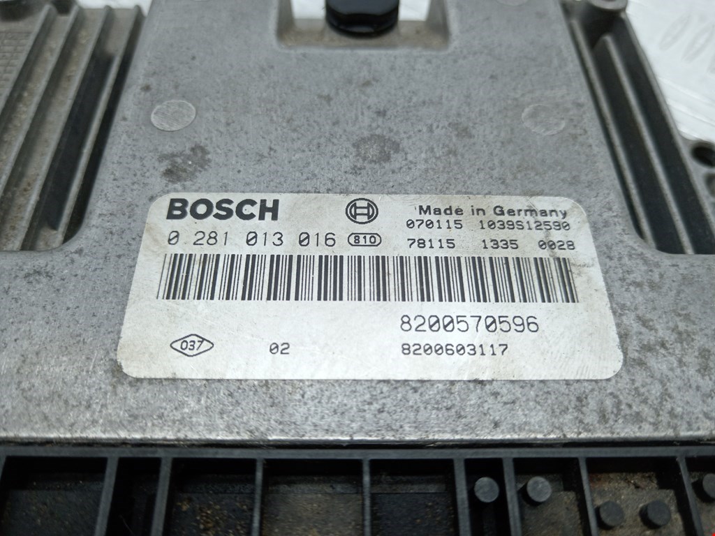 Блок управления двигателя (ЭБУ) RENAULT Espace 2003-2014