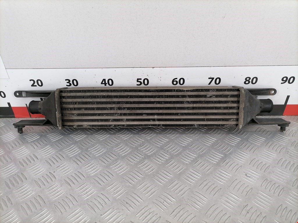 Интеркулер (радиатор интеркулера) FIAT Grande Punto 2005-2009